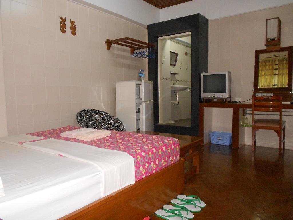 יאנגון Chan Myae Guesthouse מראה חיצוני תמונה