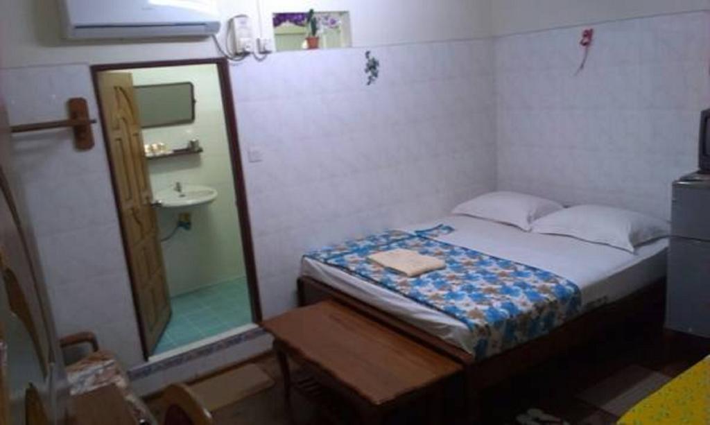 יאנגון Chan Myae Guesthouse חדר תמונה