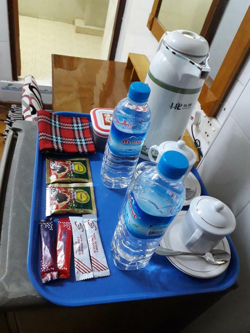 יאנגון Chan Myae Guesthouse מראה חיצוני תמונה